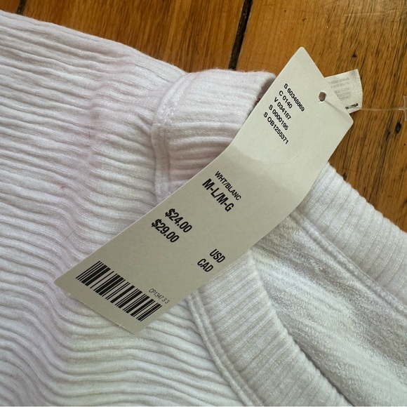 Out From Under Rib Crop Top - Picture 4 of 4